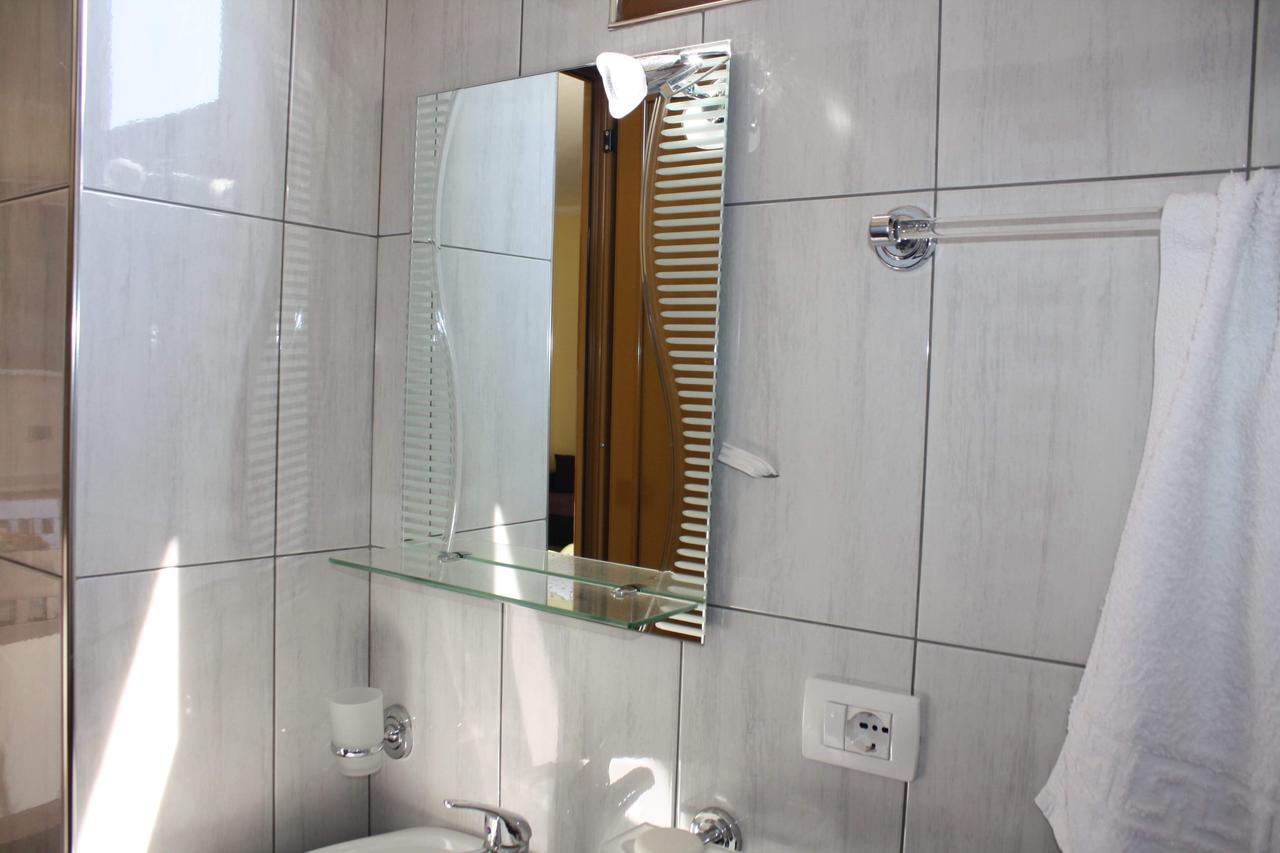 Rama Apartments Sarande Exterior photo